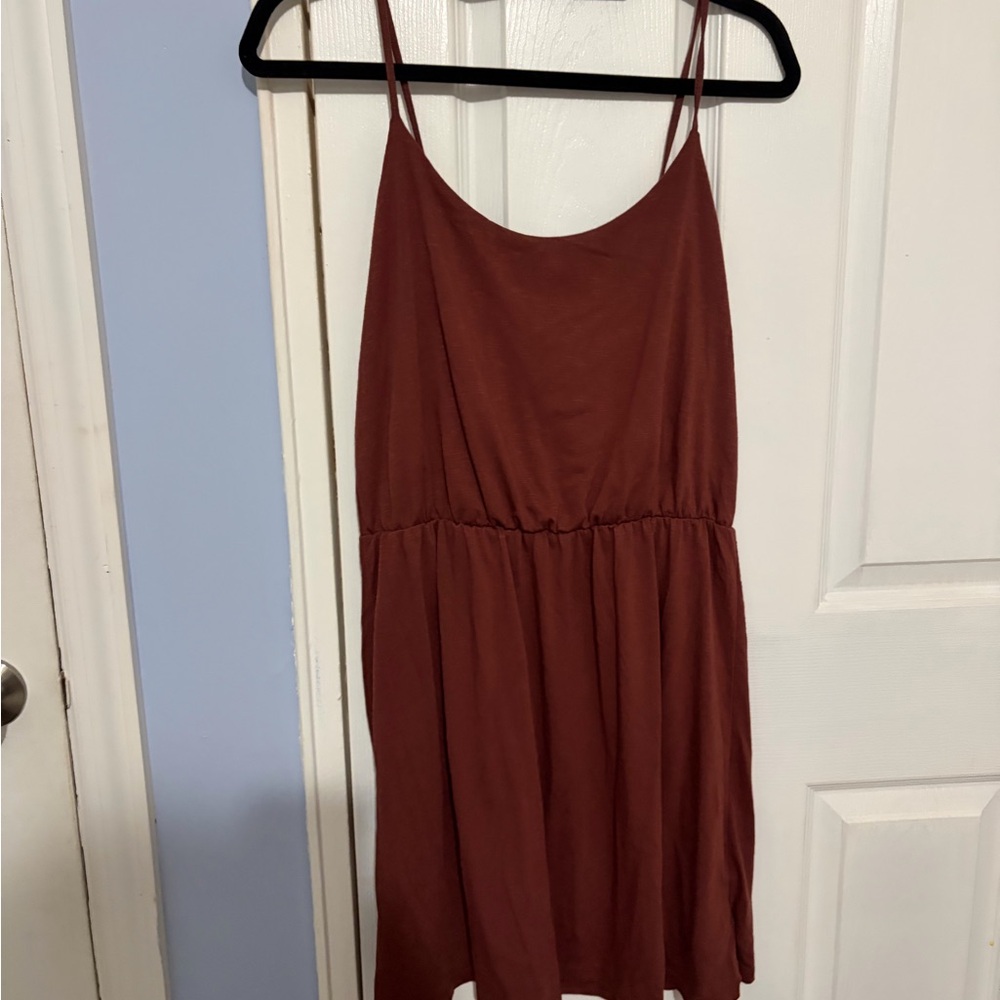 Brown dress